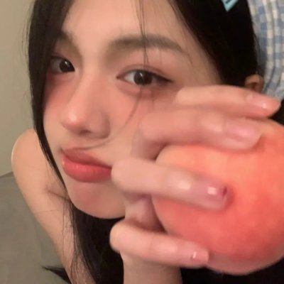 踉跄女孩